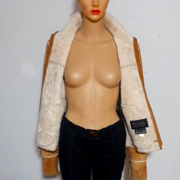 Wilson's Suede Jacket - Picture 3 of 6